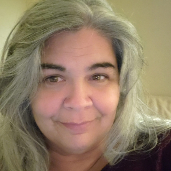 Meet your Posher, Christine - Picture 1 of 1